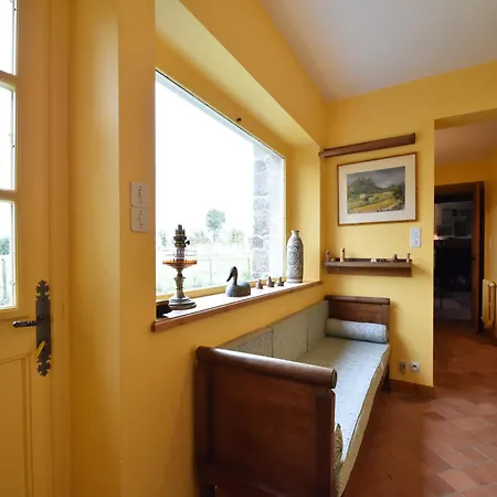 Appeville Courtyard Home Retreat, Cleaning Included Feriehus *